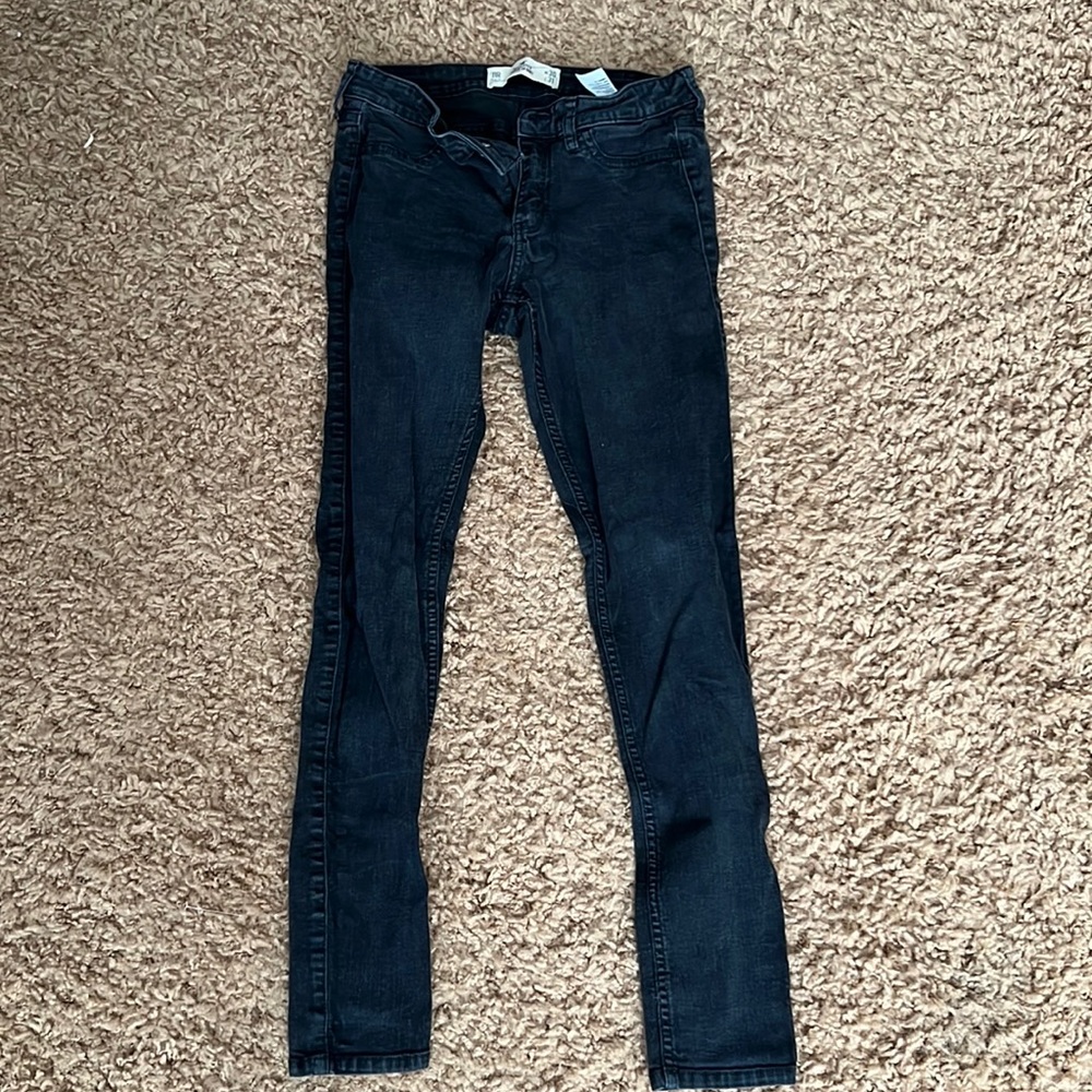 black hollister Jeans
